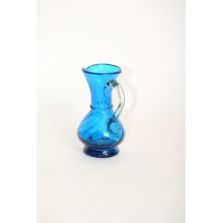 Vaasje blauw glas