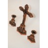 Kandelaars met crucifix