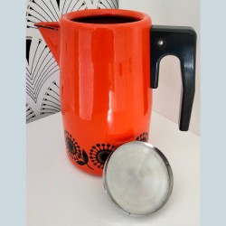 Oranje emaille koffie- of theepot