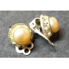 Vintage ronde clip on oorbellen met faux pearl