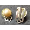 Vintage ronde clip on oorbellen met faux pearl