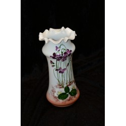 Vaas opaline art nouveau bloemen