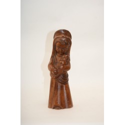 Maria (23 cm) van hout